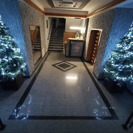 Na Szczycie Homestay *